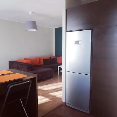 Apartament Fontanna Przy Lesie. *